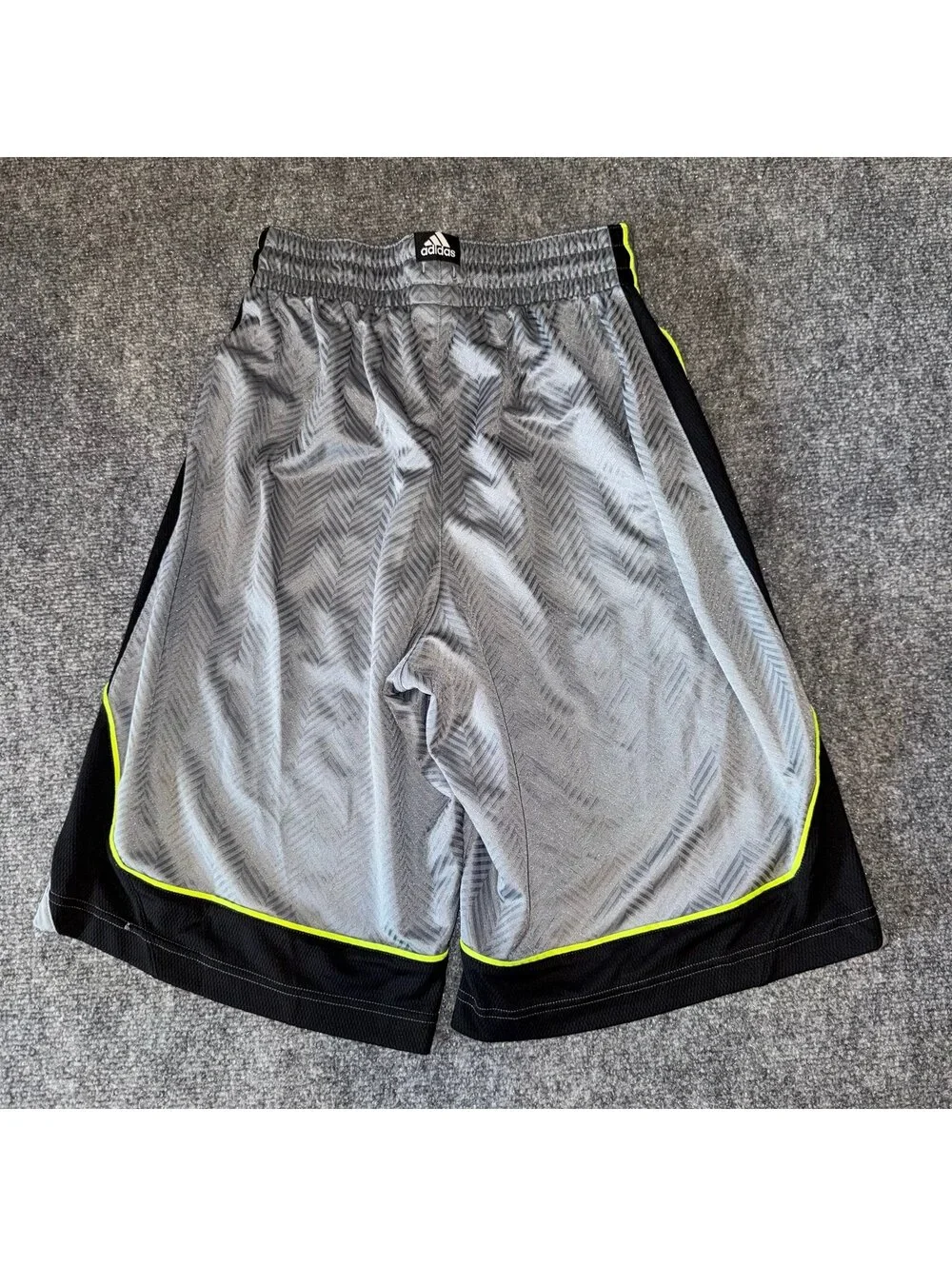 Adidas Basketball Lime Green Baggy Hoop Shorts Mens SM Vtg y2k 90s Rare